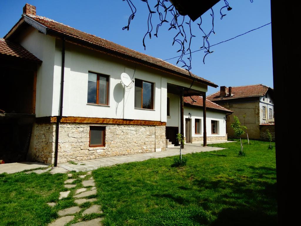 Krai Potoka Krushuna Exterior foto