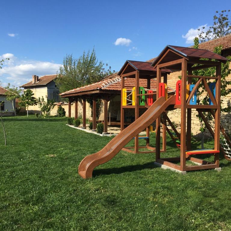 Krai Potoka Krushuna Exterior foto
